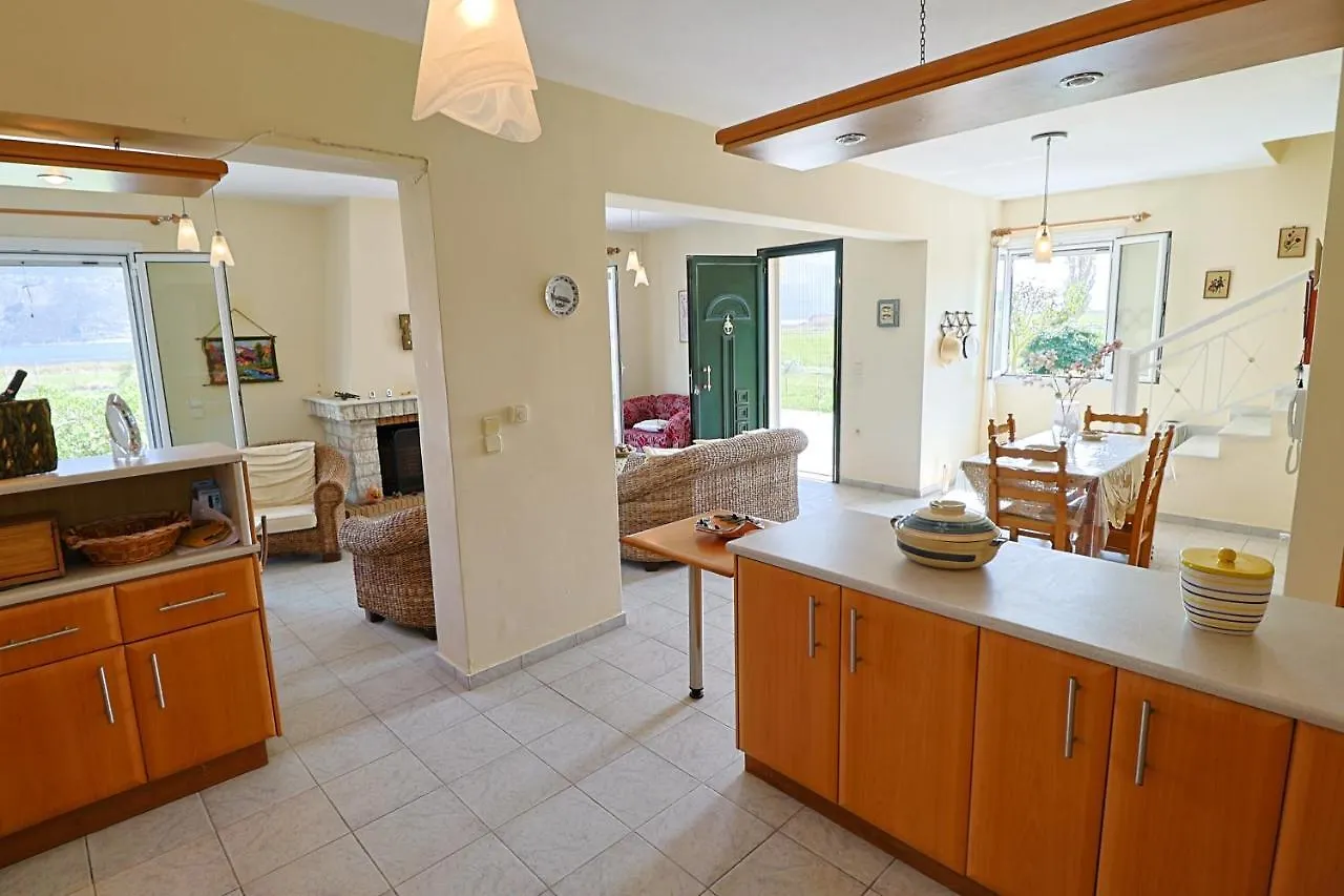 Villa Virginia Lixouri 0*,  Grecia