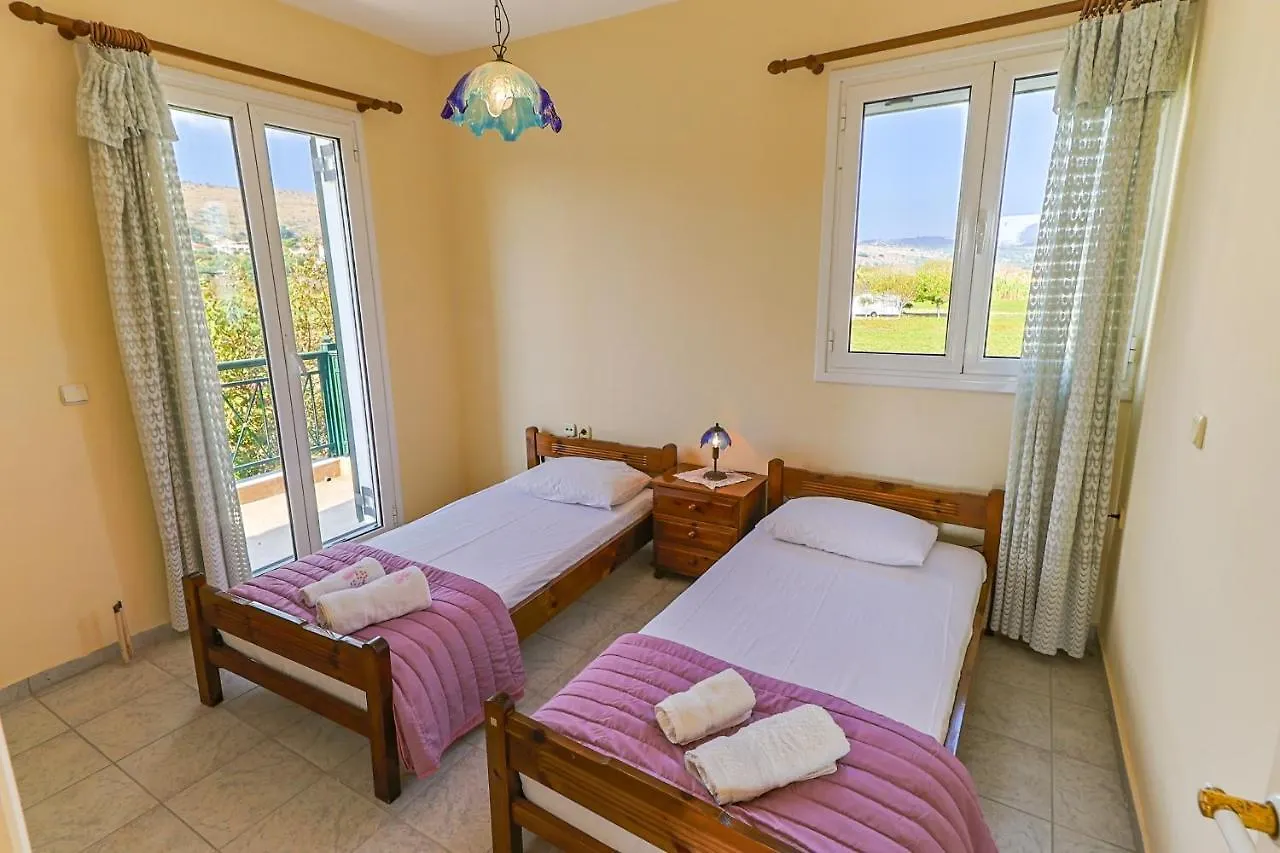 Villa Virginia Lixouri Grecia